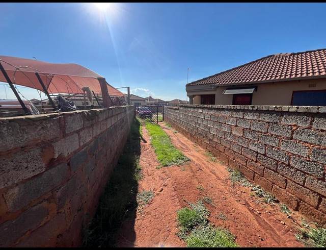 3 BEDROOM HOUSE FOR SALE IN DAWN PARK EXT